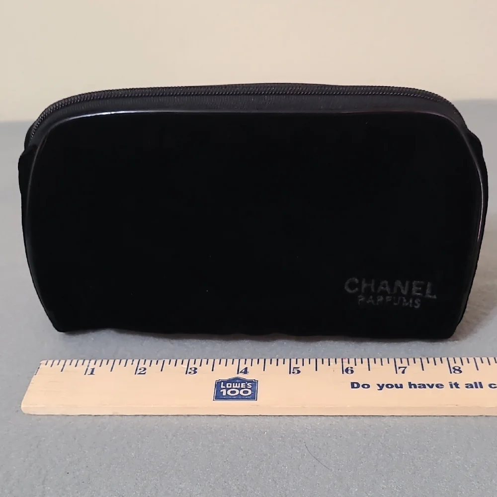 CHANEL Parfums Black‎ Velvet Cosmetic Makeup Bag